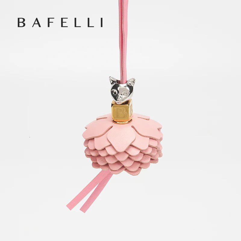 BAFELLI Arrival nerSelected CatShaped Charm Fashionable Portable Pendant Versatile Bag Leather Accessory 250311