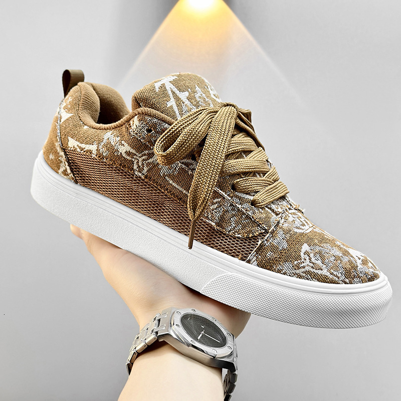2025 Autumn New Men's And Women's Couple Korean Trendy Board Student Casual Bread Fashion Skateboarding Shoes