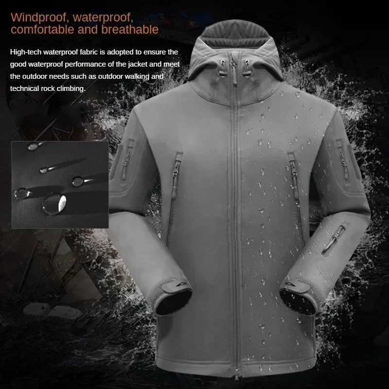 Tactical Jackets Men Thin Spring Coats Outdoor Work Shark Skin Soft Shell Coats Windproof Waterproof Combat Jackets Hooded CoatsT250311