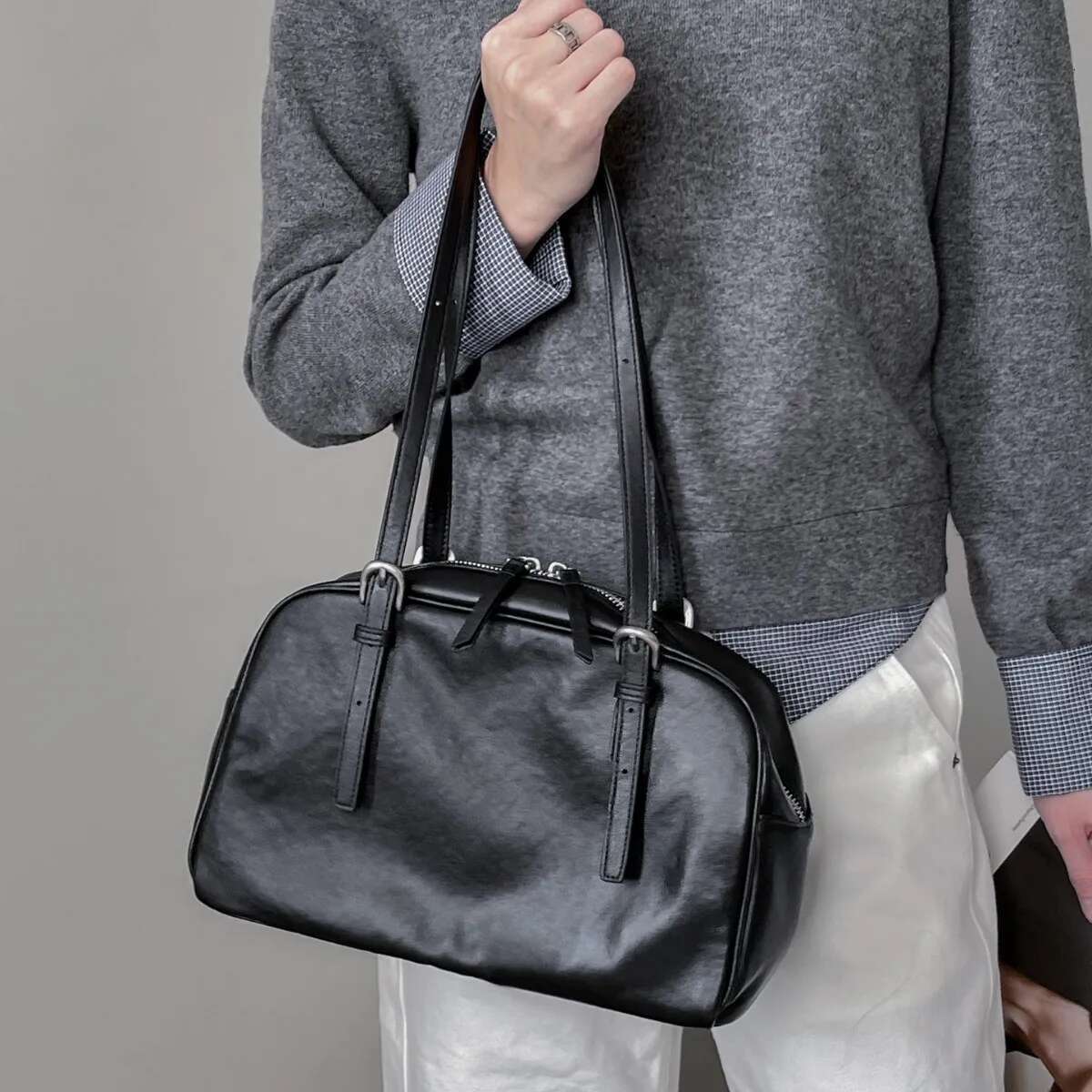 Fashionable Lazy Style Vegetable Tanned Leather High-End Bowg Tote Beige Adjustable Handle Women Boston Handbag