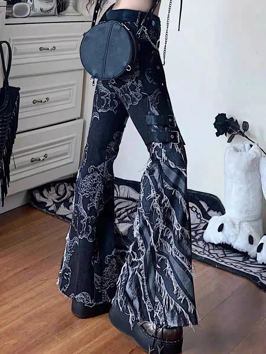 Punk Black Print Gothic Flare Jeans Women Low Rise Vintage Denim Pants Dark Academia Y2k Japanese Streetwear Goth Trousers 250306