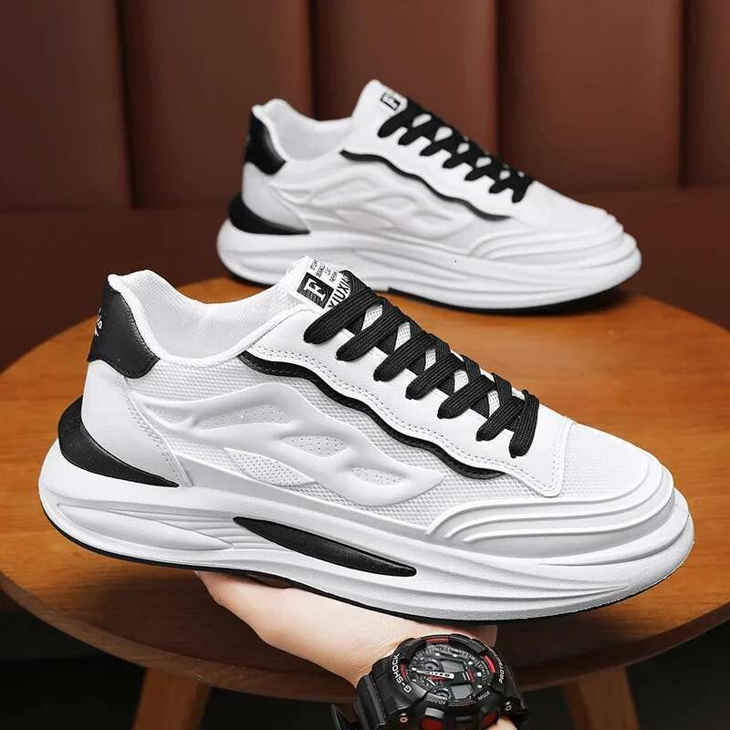 2025 New Model Designer Fashion White Men Casual Sneakers Outdoor Breathable Lightweight Running Platform Comfortable Tennis Shoes