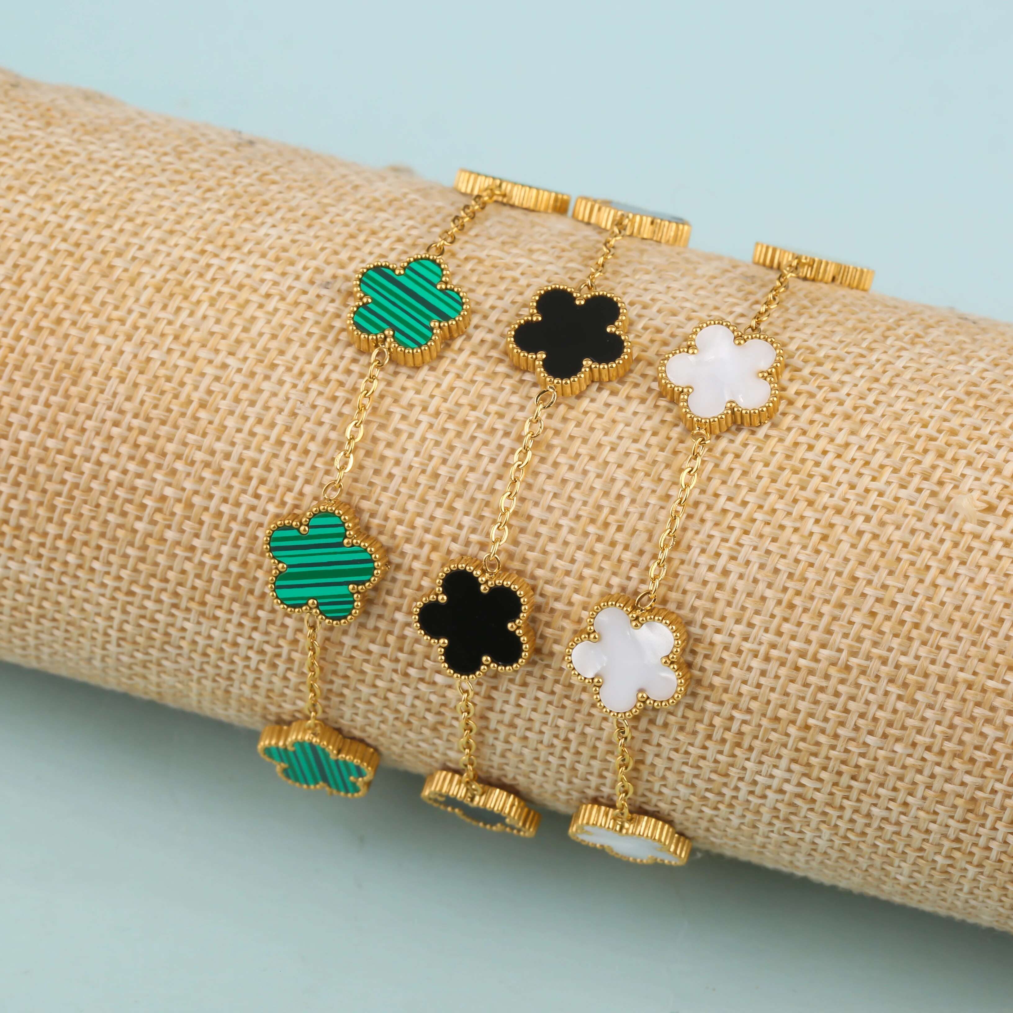 Adjustable New Design Gold Plated Stainless Steel 316L Plant Wer Bracelet With Five Leaf Petals Women's Gifts Clover