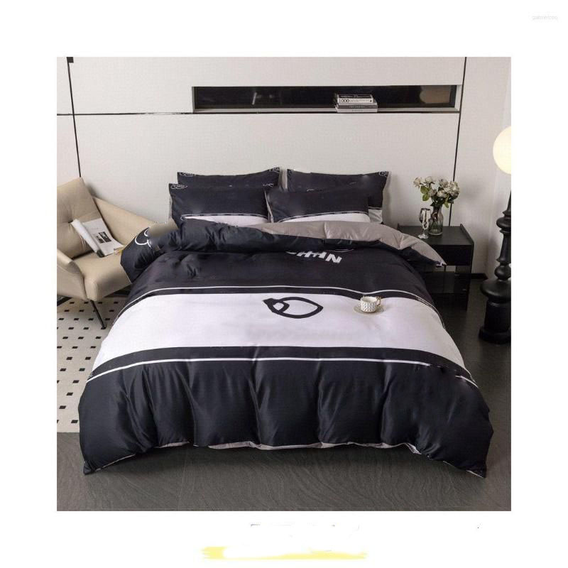 Bedding Sets High-End Bed Sheets And Household Light Four Piece Set Of B5
