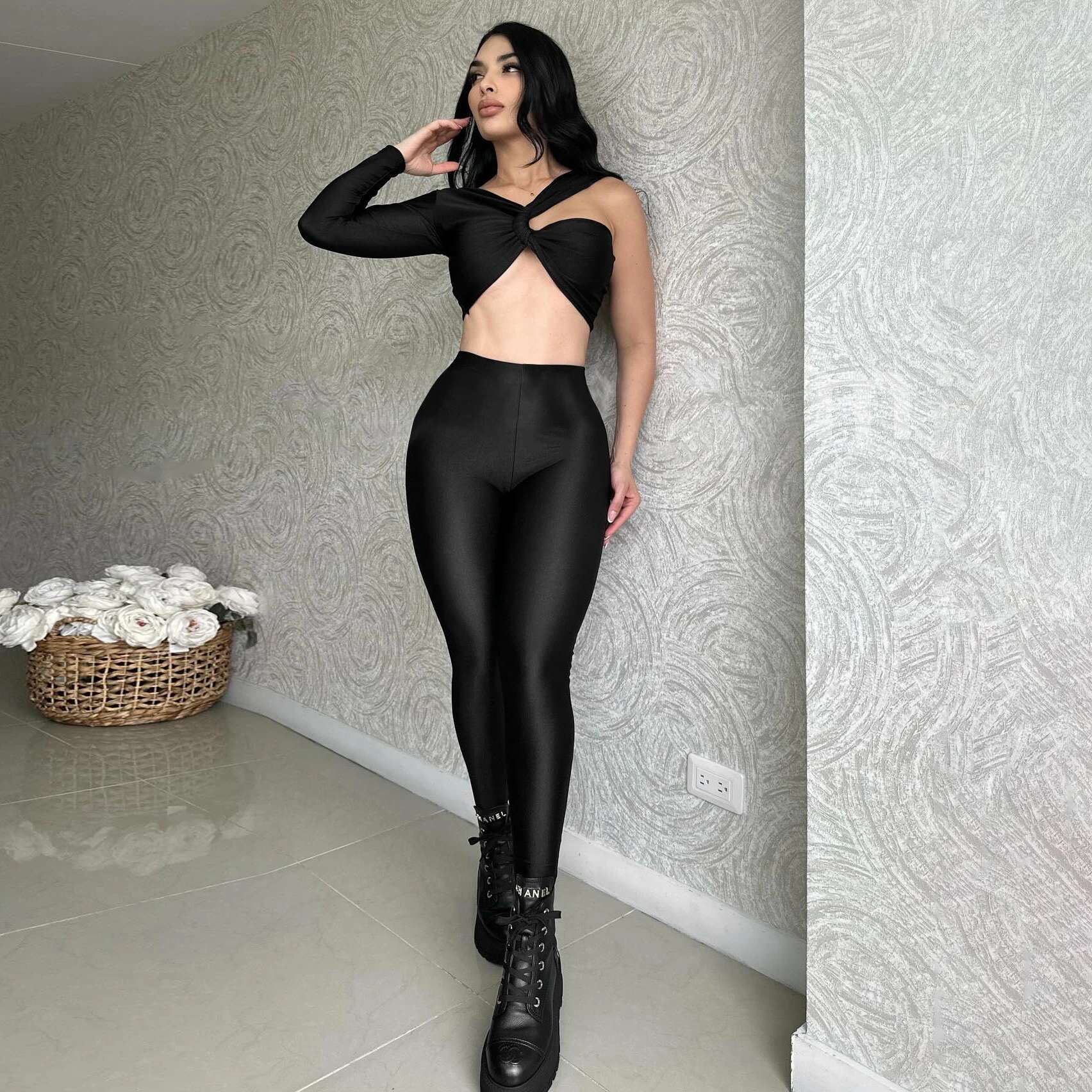 Fall New The Navel Exposed Design Sense Single Sleeve Top+Thin Slim Pants Casual Set Elegant Lady Party For Woman