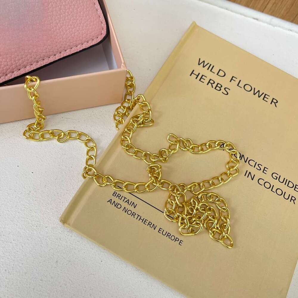 Wholesale women's bags, crossbody shoulder chain bags, camera bags, small square bags