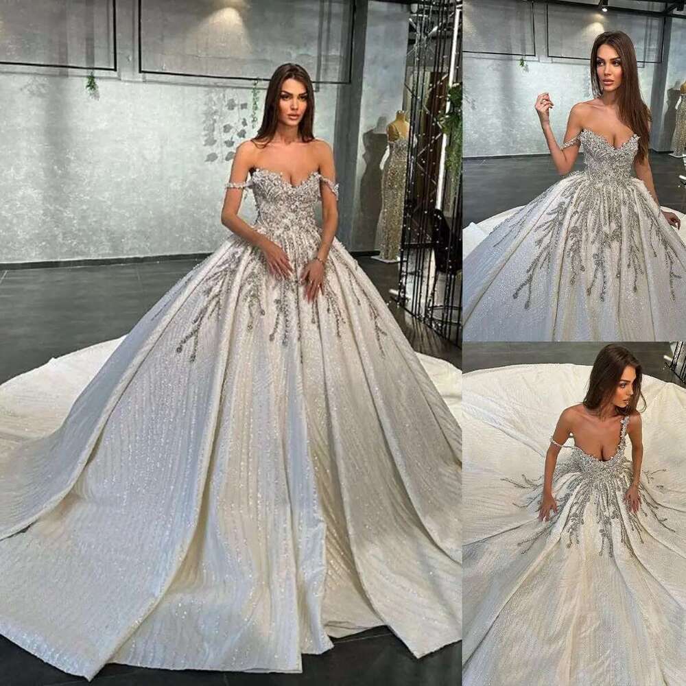 Brilliant Arabic Crystal Dresses Ball Gown Spaghetti Ribbons Applique Wedding Dress Lace Made to Order