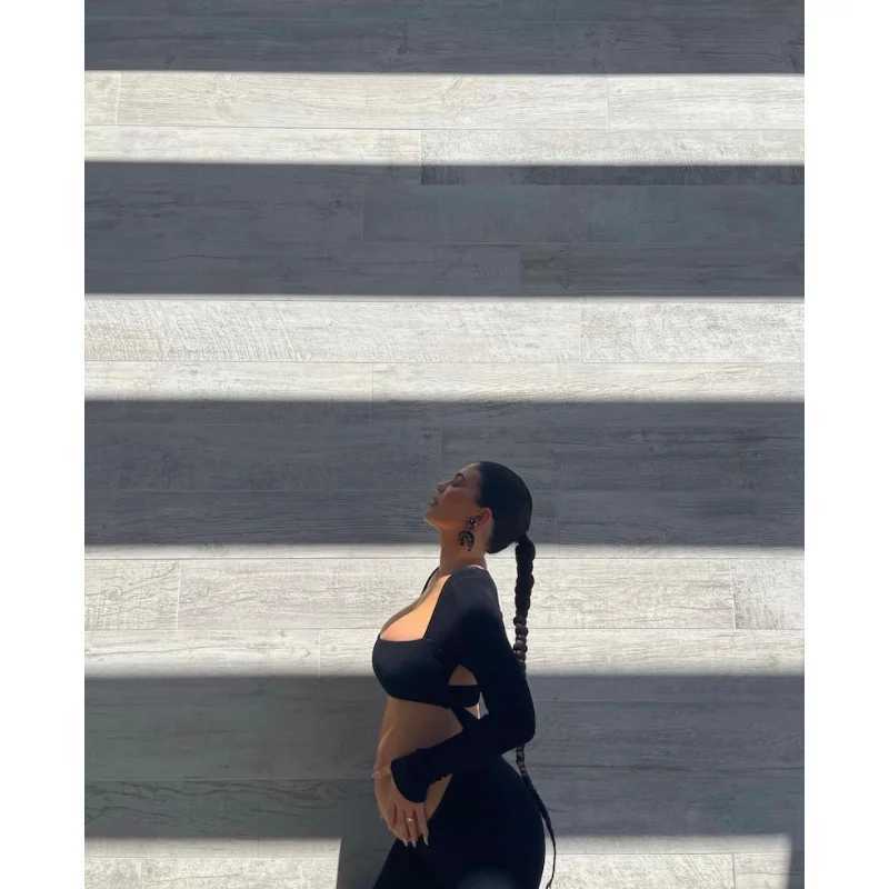 One piece black cut dress inspired by pregnant women Y2K fashion X250224
