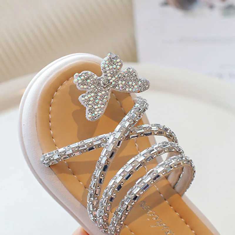 Platform Slippers for Girls New Summer Crystal Open Toe Flat Girs Clogs Shoes Outdoor Sandals Butterfly Bling Slide Kids H05299T250311