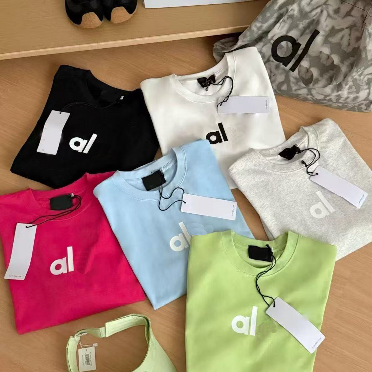 Yoga t shirts Designer Women T shirt Pullover Letter Print Cotton Loose Round Neck Beach Tees Womens Casual Short Sleeved bing Tshirt Trendy Tops