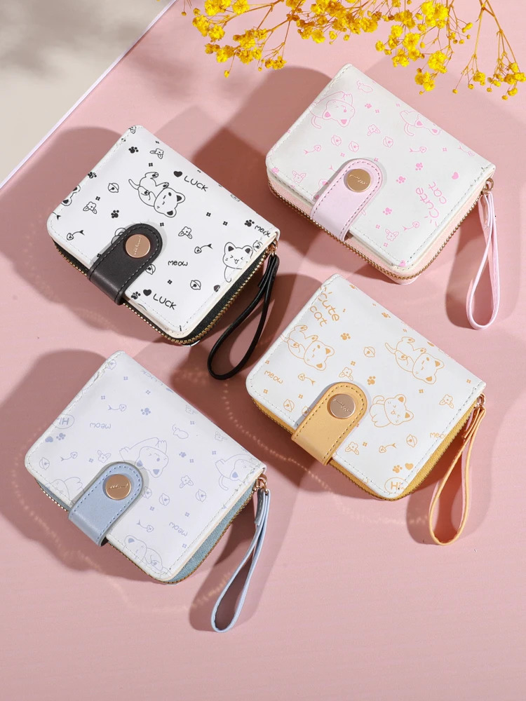 Retro Fashion Mini Flower Handbag Zipper Wallet Closure Lightweight and Compact Perfect for Womens Daily Carrying Card Bag 250311