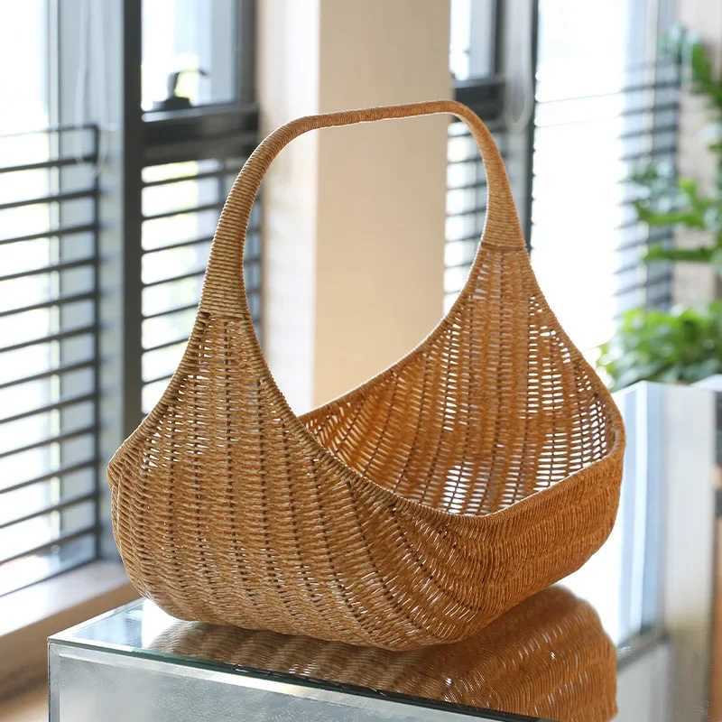 a Picnic Basket with Handle Open Top Garden Harvest Basket Fruit Vegetable Easter Candy Eggs Gathering Baskets X250311