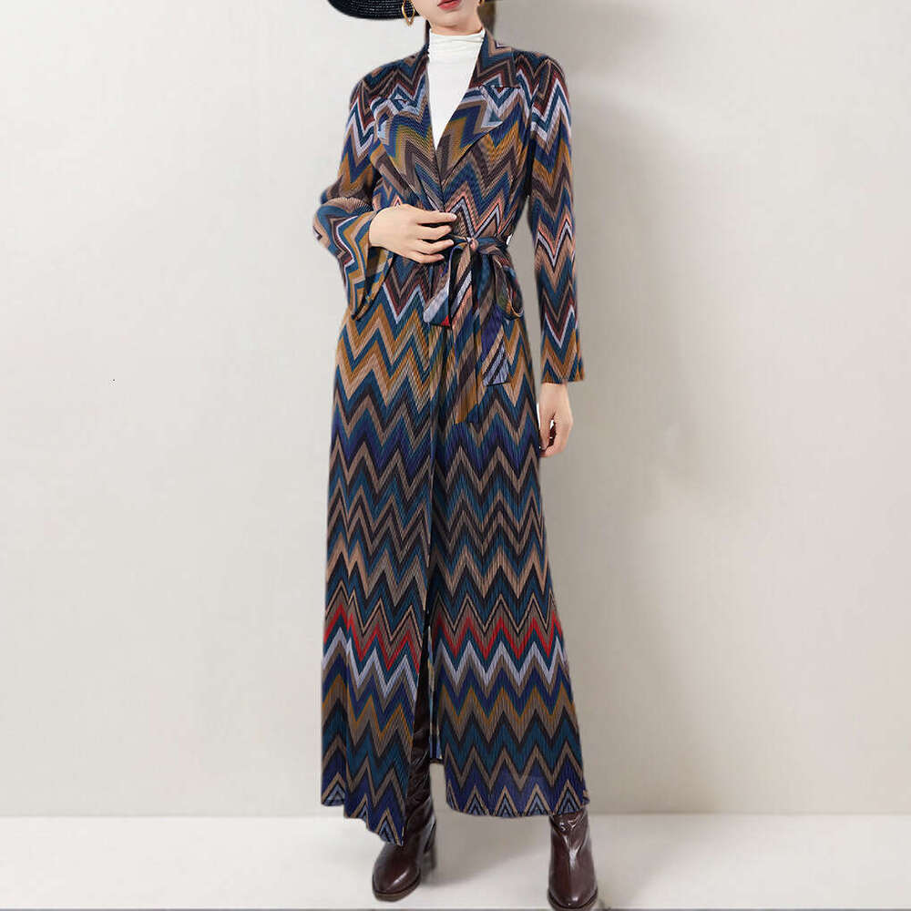Fashionable Pleated Windbreaker Extended Spring And Autumn Women's Long Robe High-End Coat Jacket