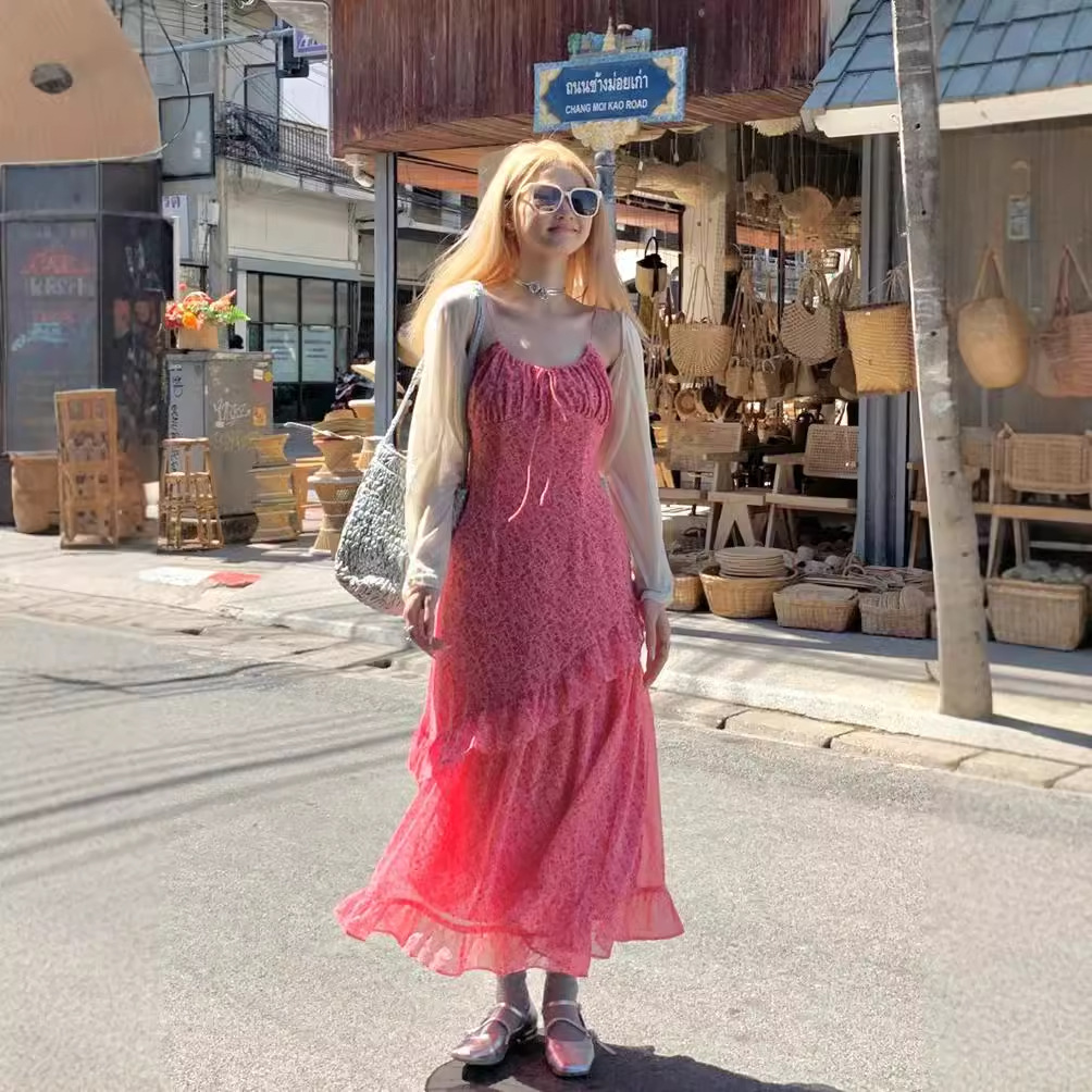 G9190 summer new style ruffled pink floral suspender dress female temperament goddess style sweet mid-length skirt