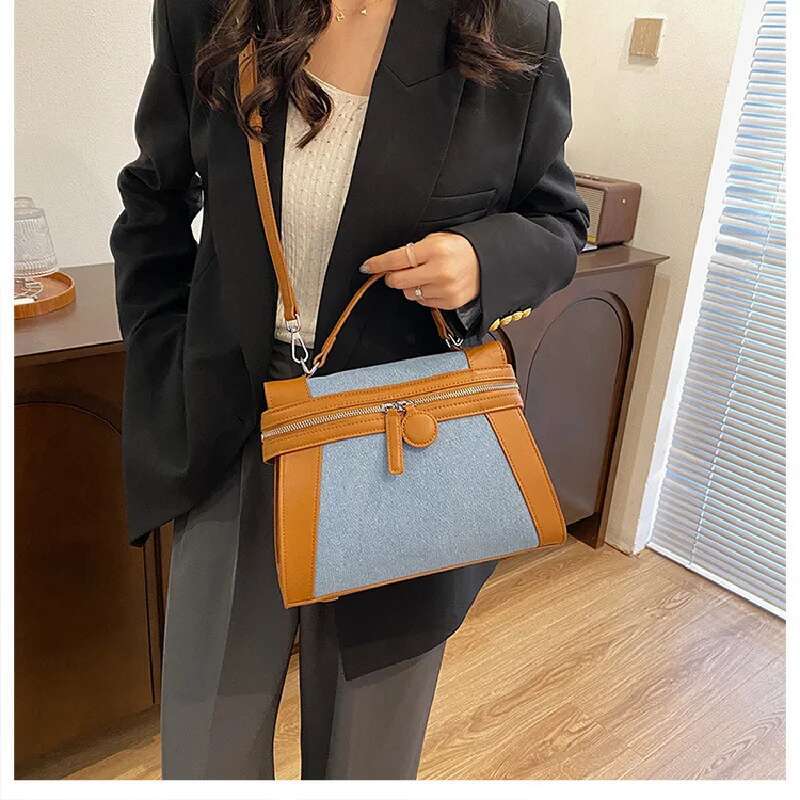 2025 New Fashion Texture Contrast Color Designer Trendy Single Shoulder Women's New Casual Large Capacity Portable Crossbody Bag
