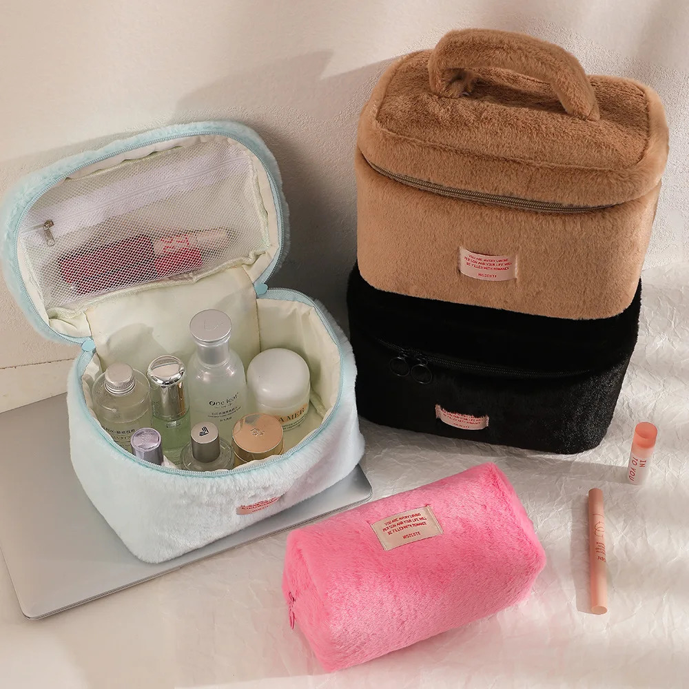 Soft Plush Large Capcity Makeup Bags For Women Daily Cosmetics Organzier Simple Style Tote Travel Toiletry Bag 250311