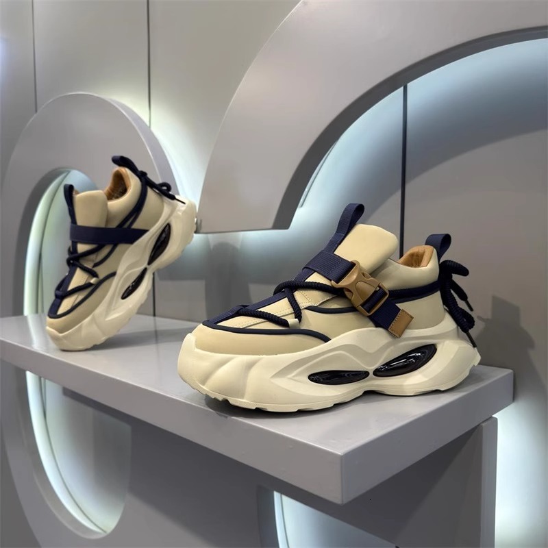 2025 Spring And Autumn New Comfortable Soft Soled Sports Shoes Outdoor Training Running Men s Fashion Designer Multi Functional Low Cut Sports Leisure