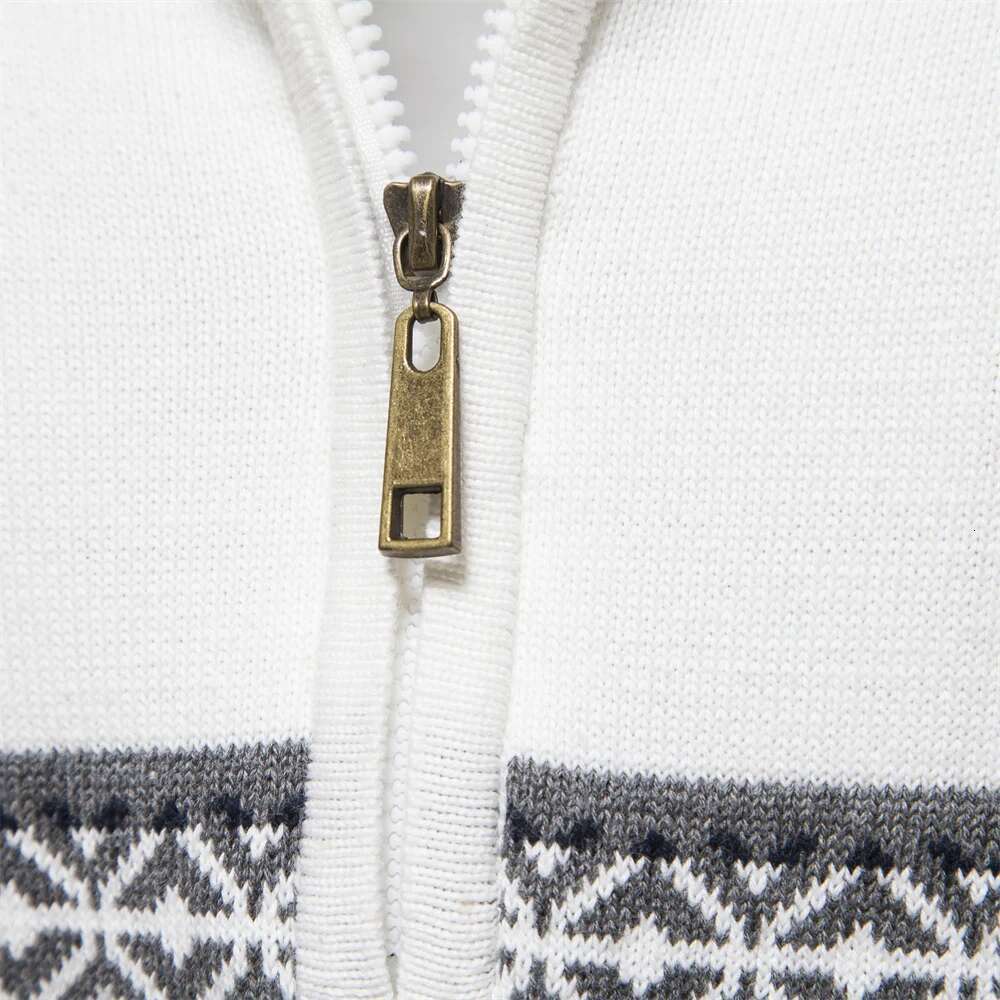 New Autumn High Quality Zipper Pullers Warm Winter Cotton Sweaters For Men Ethnic Patterns Casual Mens Sweater