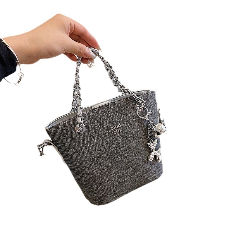 New trendy denim women's single shoulder crossbody bag, high-end and stylish chain carrying bucket bag