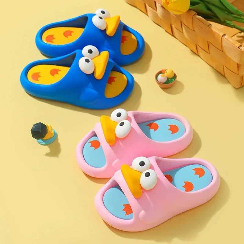 Childrens slippers summer boys shoes cartoon soft sole breathable cute comfortable baby flip-flops kids shoes for girlT250312