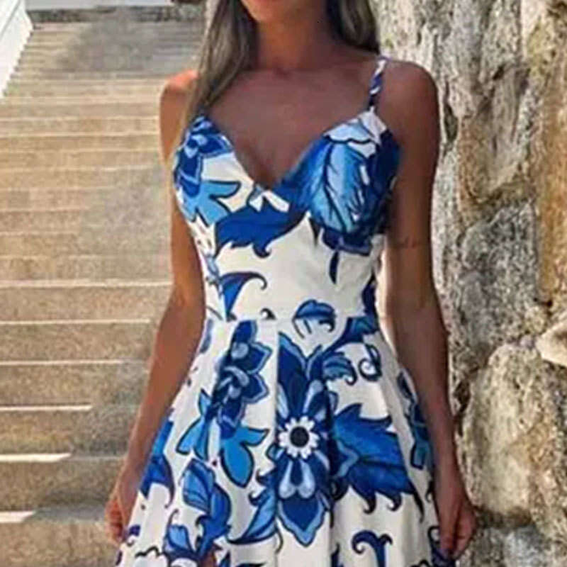 2025 Spring Women's Casual Fashion Printed V-Neck Strap Splicing Split Large Swing Dress KLMY