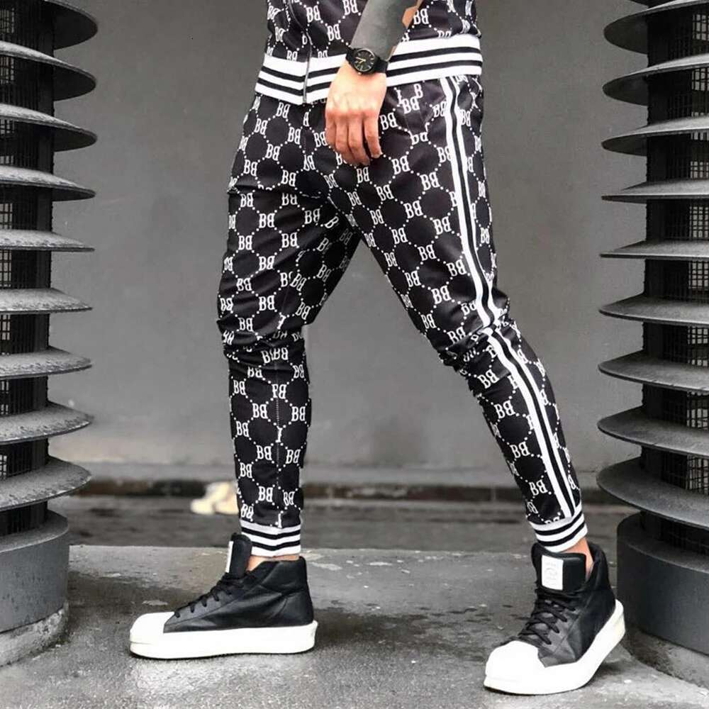 2025 Summer Fashion Designer Tight Fitting Casual Men s 3D Printed Jogging Pants New Drawstring Street Wear Men s Pants Casual Pants