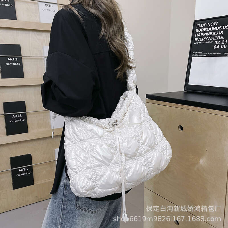 New Korean Drawstring Pleated Cloud With Fashionable Foam Down, Single Shoulder Crossbody, Hand-Held, Underarm Tote Bag B2
