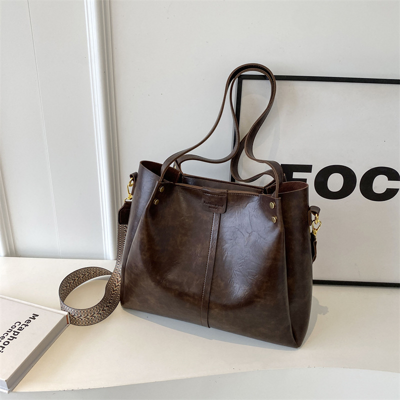 Commuter Multifunctional Underarm Large Capacity Women's Handbag 2025 Autumn/winter New Korean Fashion Shoulder Bag