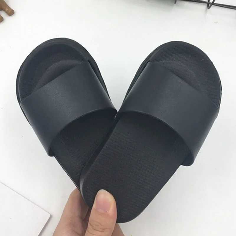 Baby Slippers Boy Girl Summer Kids Solid Shoes Non-slip Beach Sandals Toddler Indoor Bathroom Children SlippersT250311