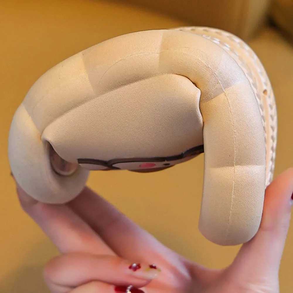 Cute Capybara Design Thick Sole Children Slippers Slides Bathroom Beach Indoor Sandals Summer Cartoon Kids ShoesT250311