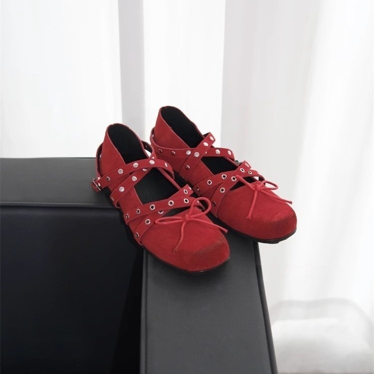 High Quality Sheepskin Women s Red Bow Small Order 2025 Spring And Summer Genuine Leather Shallow Mouth Rivet Ballet Fashion Designer Summer Sandals F