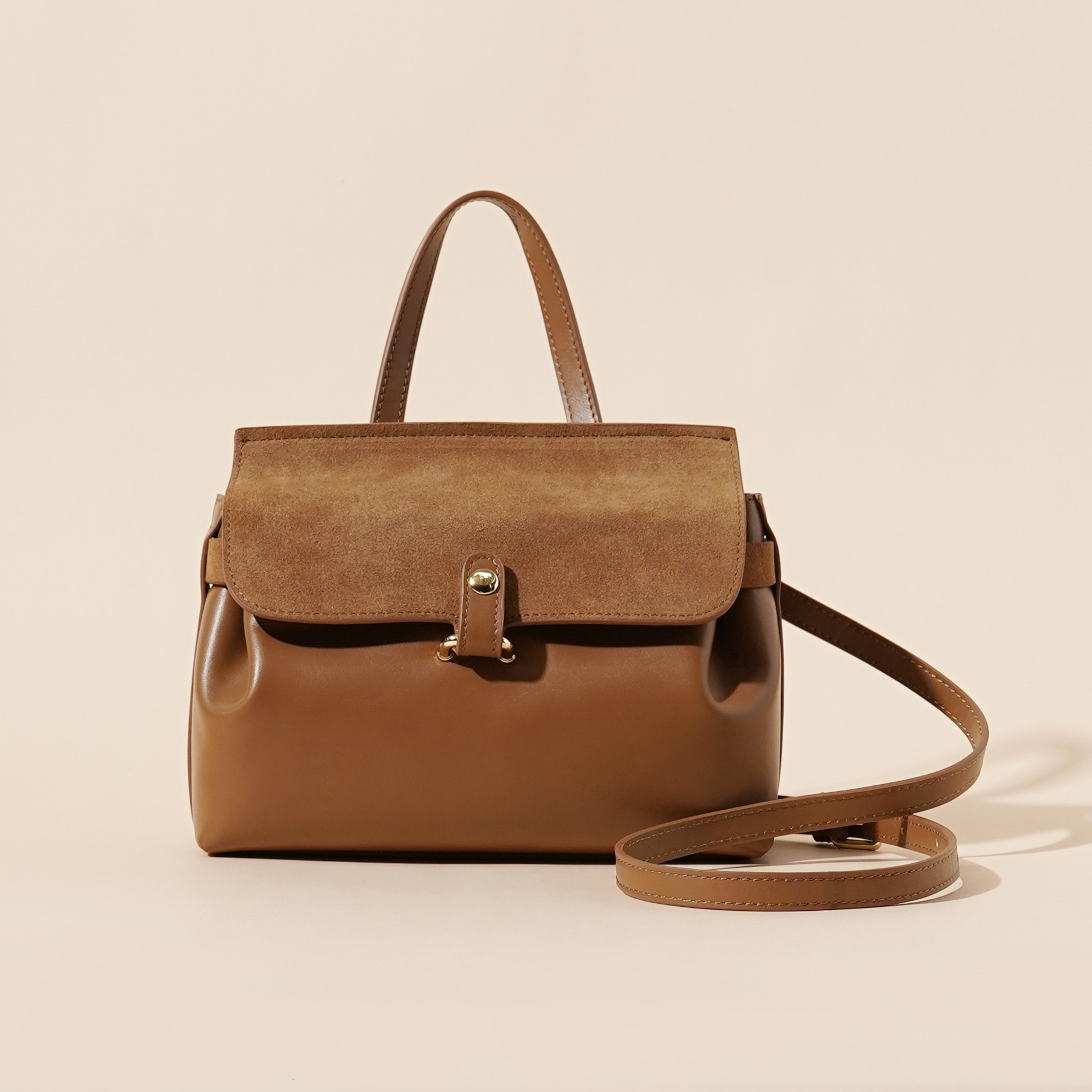 Autumn And Winter New 2025 Head Layer Cowhide Women's Hand Reverse Velvet Leather Simple Texture Commuter Lift Cross Shoulder Bag