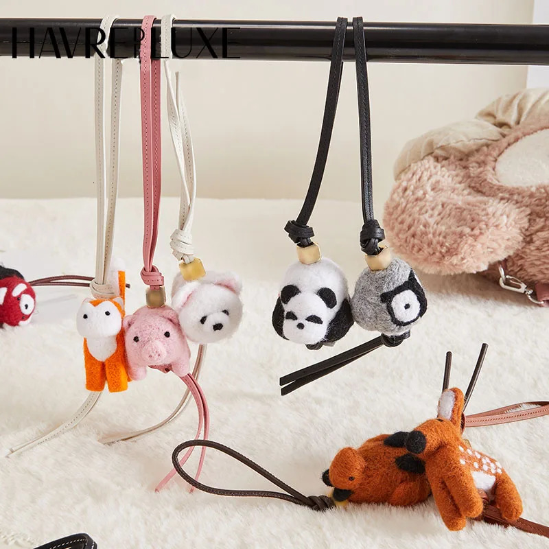 Handmade sheepskin Rope Bag Charm Felt Animal Pendants Cute Car Key Chain DIY Decorative Otter Sea Lion Panda 250311