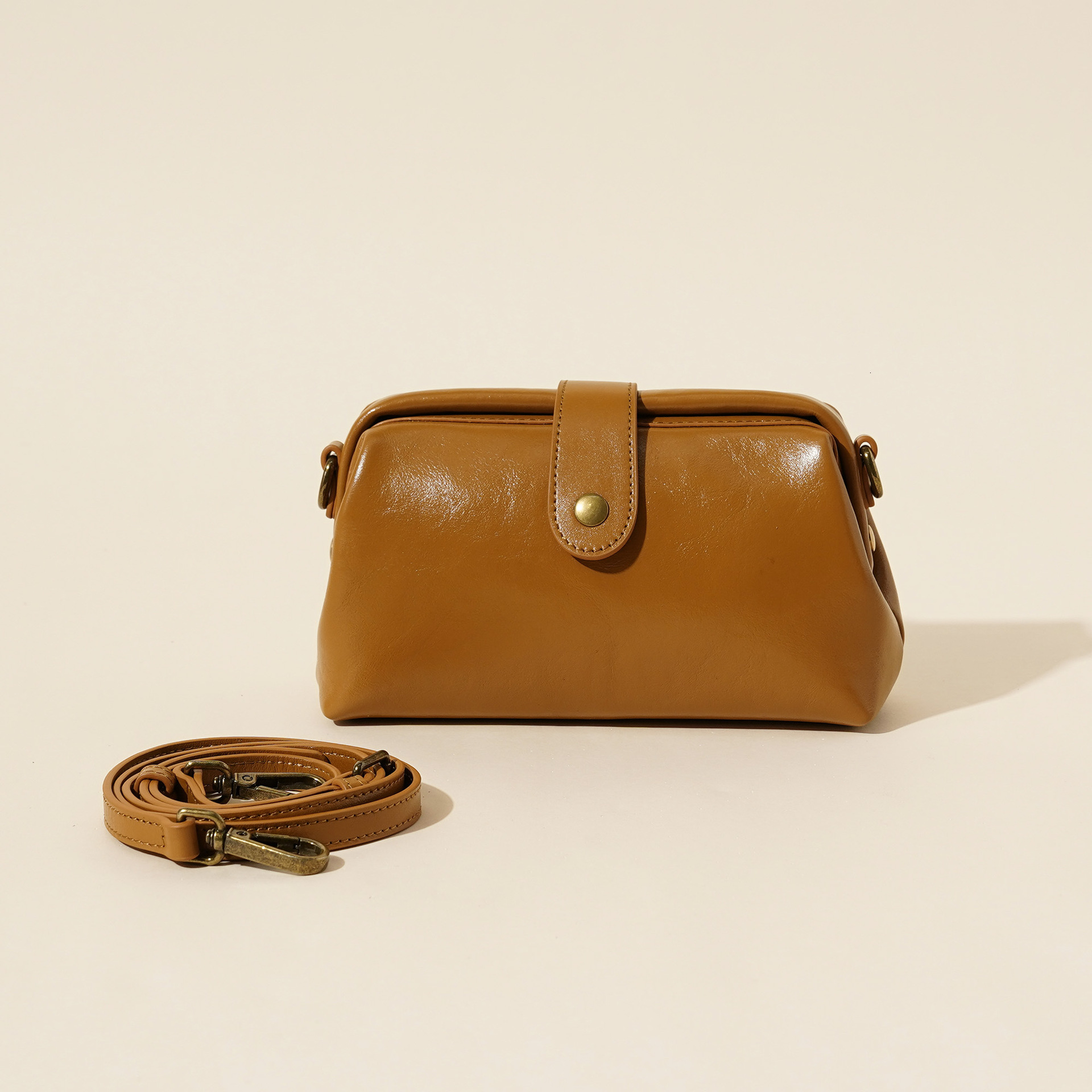 Top Layer Cowhide 2023 New Fashionable Versatile Casual Crossbody Trendy And High-End Genuine Leather Women's Bag, Shell Bag
