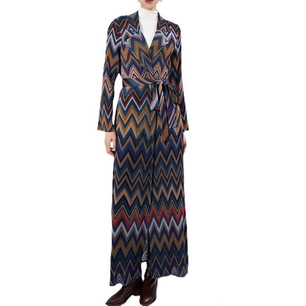 Fashionable Pleated Windbreaker Extended Spring And Autumn Women's Long Robe High-End Coat Jacket