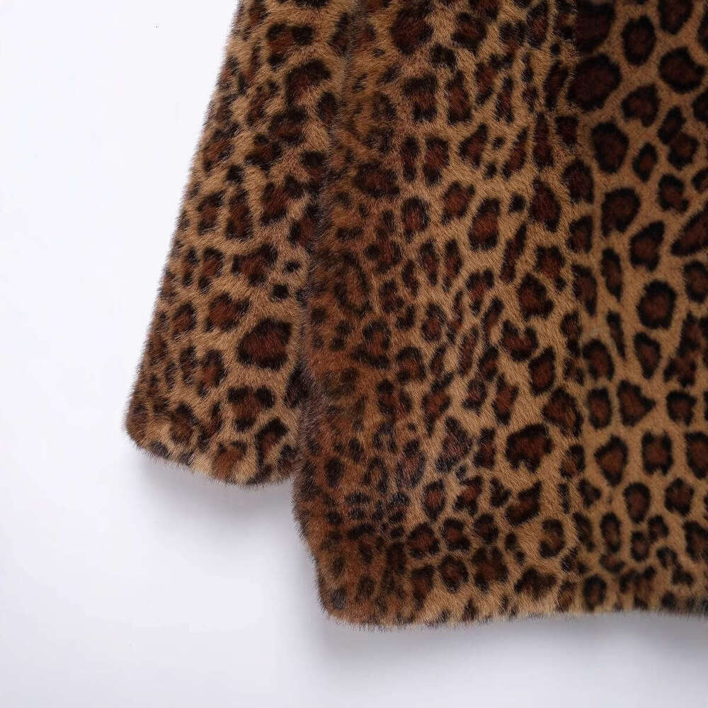 2024 Winter New Style Stylish Round Neck Long Sleeve Animal Pattern Fury Warm Coat For Women 5660
