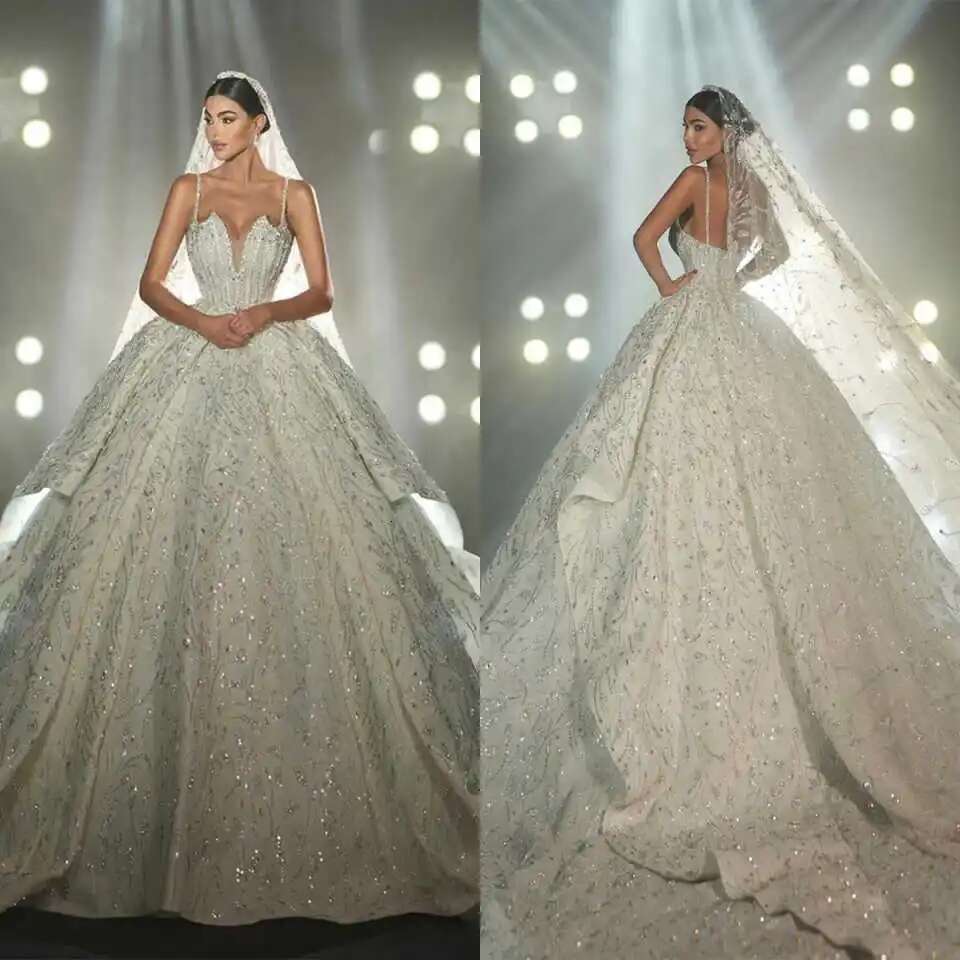 Sexy spaghetti strap dress graceful sleeveless sequins lace custom glitter wedding dresses robe de