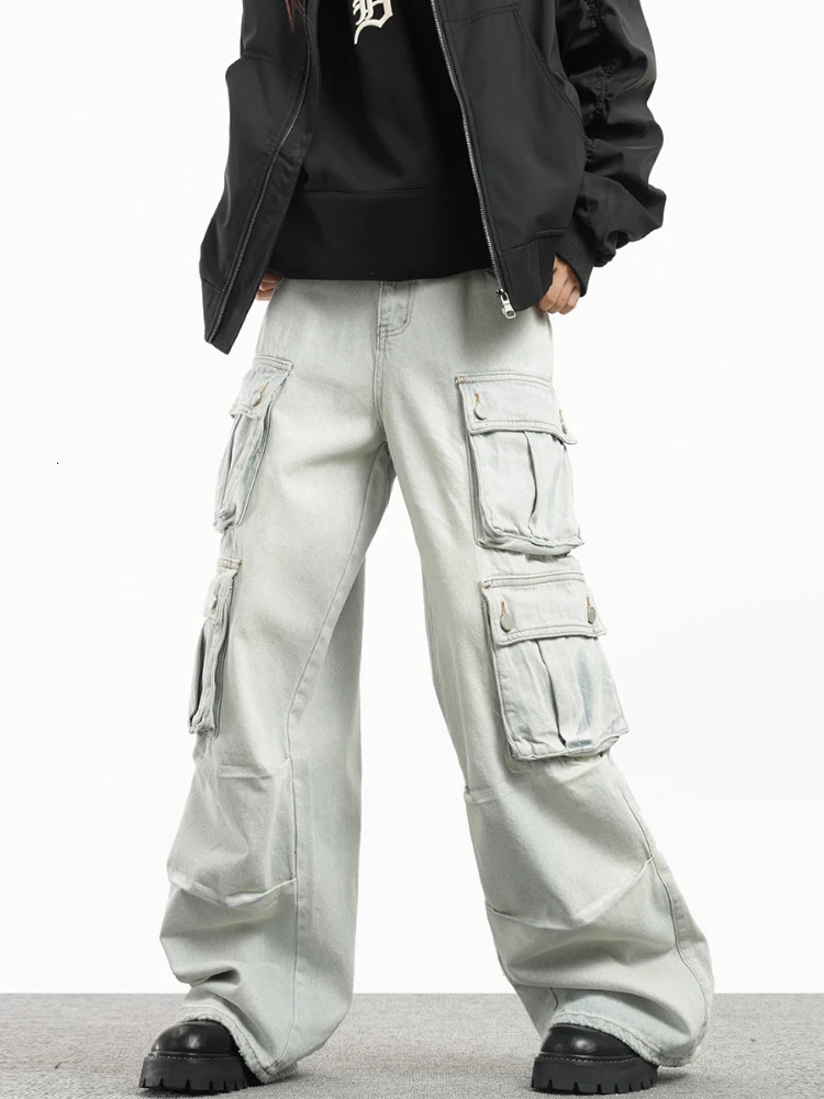 Mens Multipocket Cargo Jeans Baggy Straight Classic Light Blue Denim Pants Streetwear Hip Hop High Street Male Trousers 250311