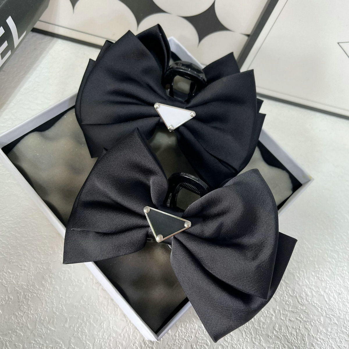 Elegant Black Clip Bowknot Designer Jewelry Women Hair Styling Barrettes Brand Letter Hairpins Free shipping