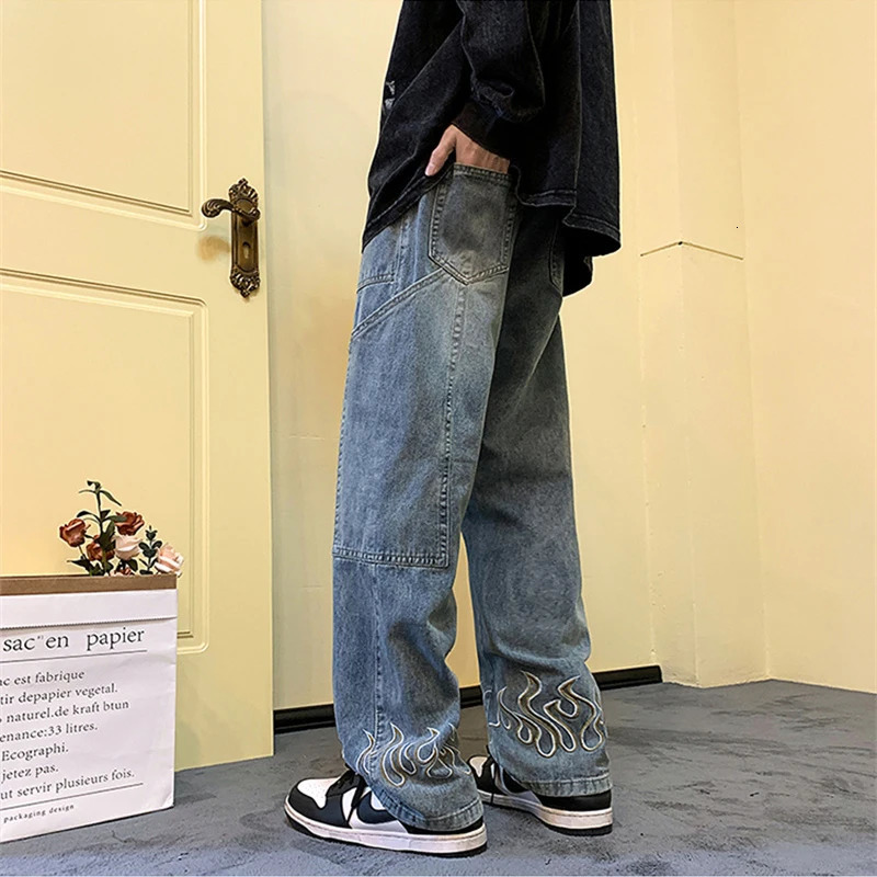 Y2K retro flame printed mens jeans loose streetwear wide leg denim Trousers hiphop fashion straight pants 250311