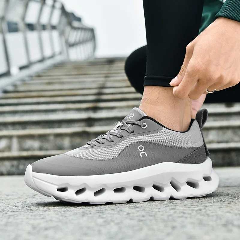 New Arrival 2025 Mens Shoes Sneakers Mens Tennis Luxury S Mens Casual Shoes Trainer Race Breathable Shoes Fashion Loafers Running Shoes T250311