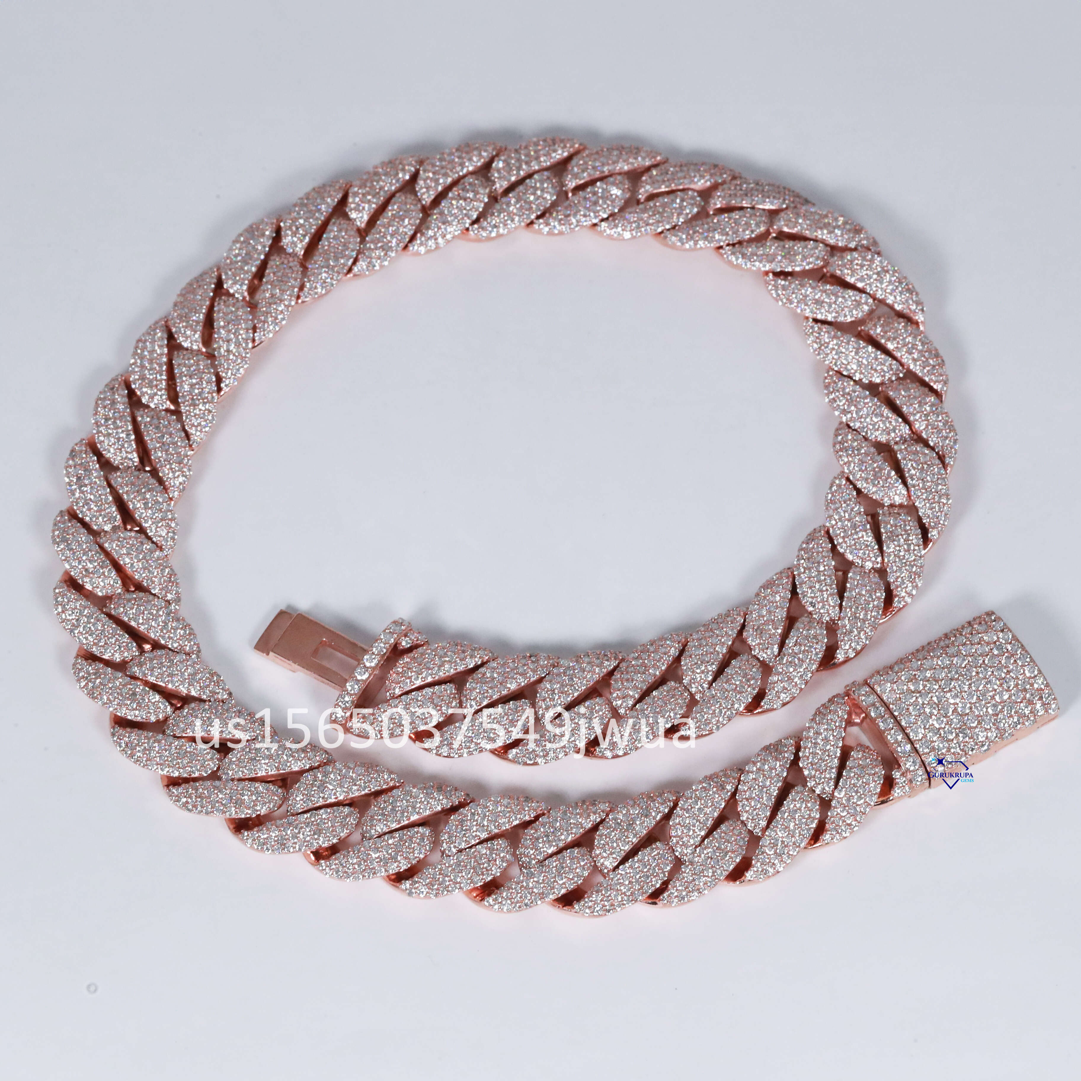 Mens Cuban Chain Crafted in Sterg Sier Featuring Moissanite Sparkg Round Brilliant Cut Dias With VVS Clarity