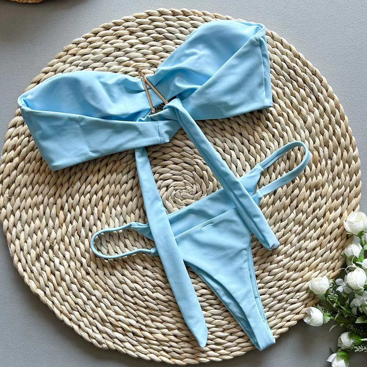 2025 New Women's Swimsuit Fashion Sexy Women's Designer Swimsuit Bikini Set Solid Color Strapless Split Swimsuit Beach Wear