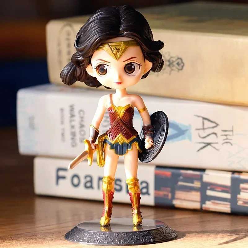 Anime Wonder Woman Harley Quinn Joker Action Figure Model Toys Cake Decoration Collection Doll Birthday Present For Kids dollXJ250311