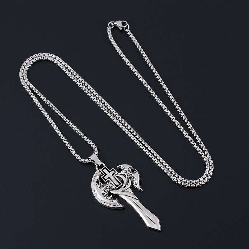 New fashionable domineering axe necklace, men's trendy and personalized hip-hop pendant, street accessories, sweater chain