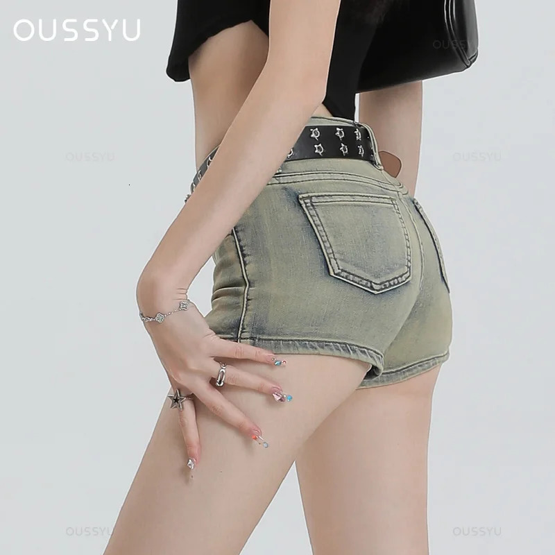 Summer womens denim shorts low waist American Y2K elastic slim fit pants Korean sexy and fashionable hip packaging jeans 250311