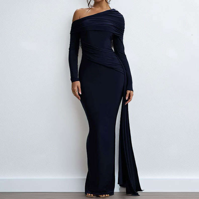 Women's 2025 Spring New Fashionable And Sexy Slant Shoulder Strap, Shrink Fold, Slim Fit, Hip Wrapping Dress KLMY