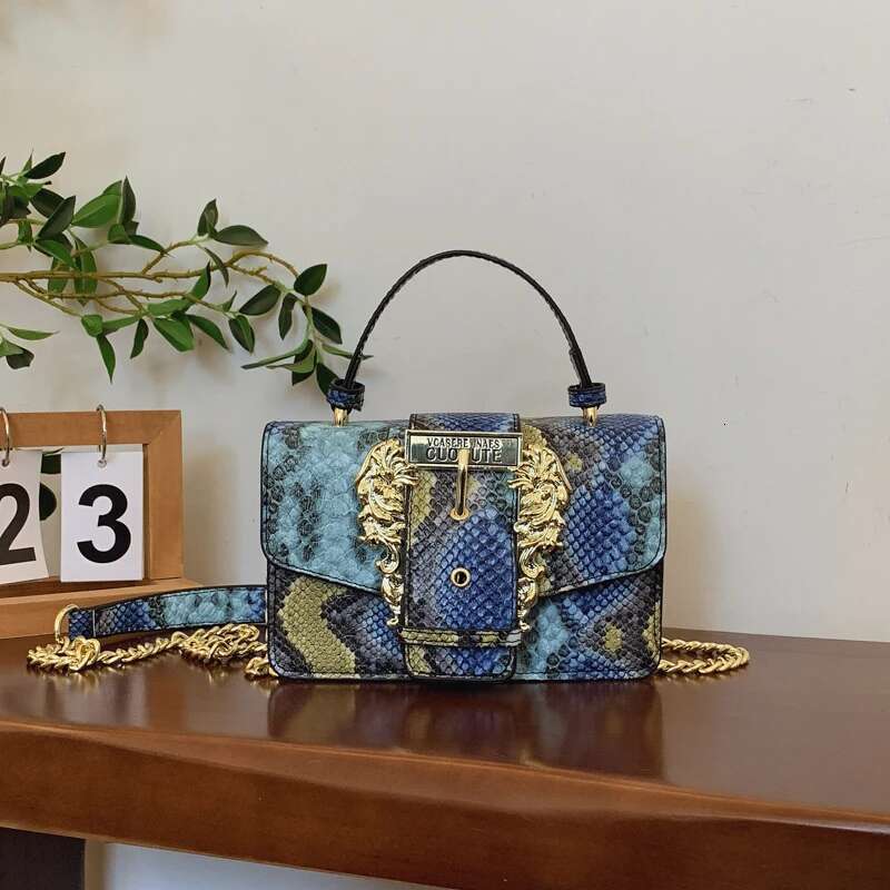 2025 New Fashionable Designer Trendy Bag Slant Shoulder Wallet Women's Travel Handbag
