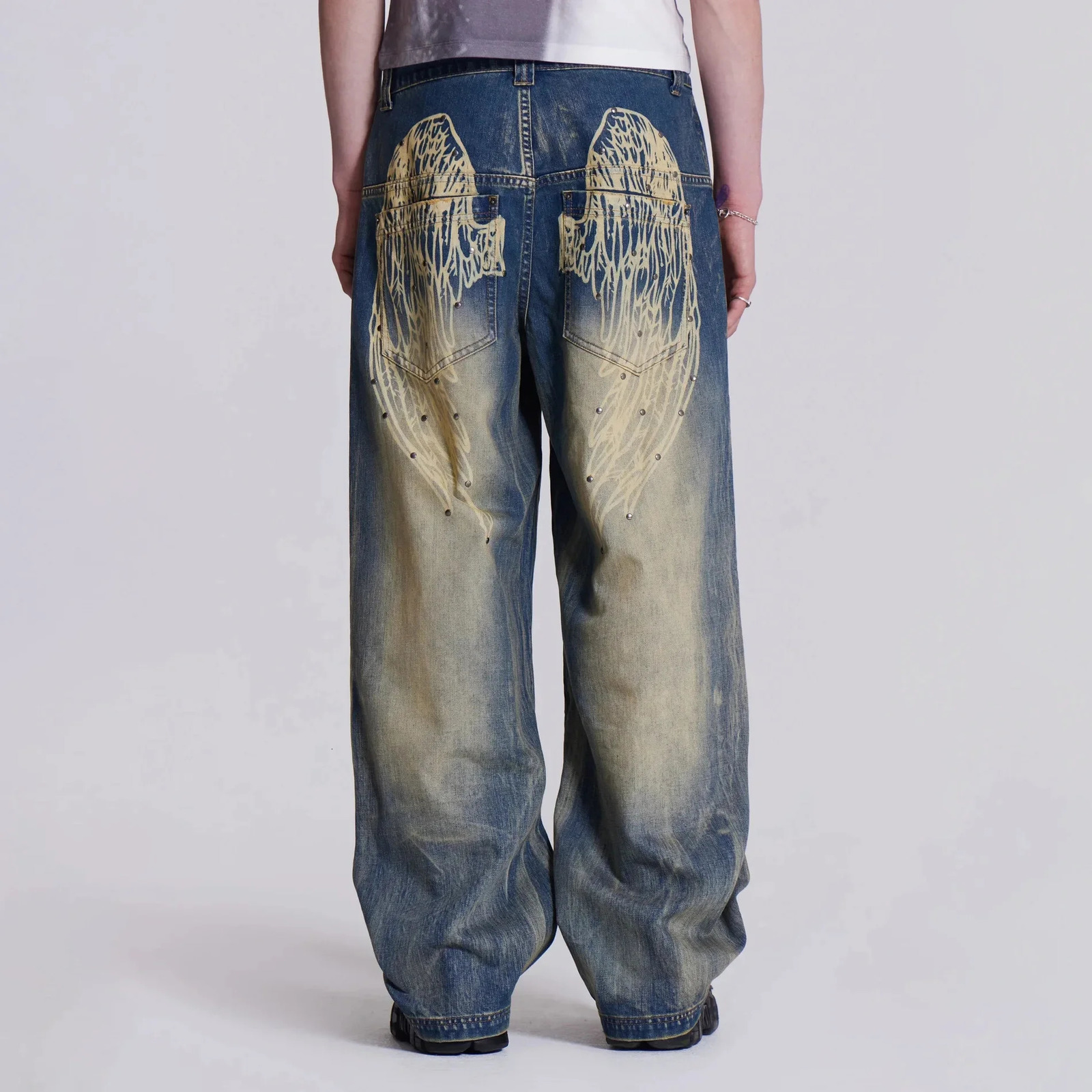 Vintage Streetwear Cropped Studded WideLeg Casual Jeans Loose Fit Fall Winter High Street Back Wing Printing Denim Pants 250311