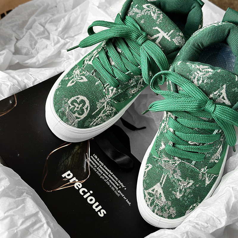 2025 Autumn New Men's And Women's Couple Korean Trendy Board Student Casual Bread Fashion Skateboarding Shoes